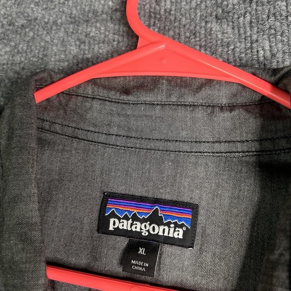 Patagonia Mens Button Up Shirt Outdoor Hiking Size‎ Xl Gray Organic Cotton - Picture 3 of 8